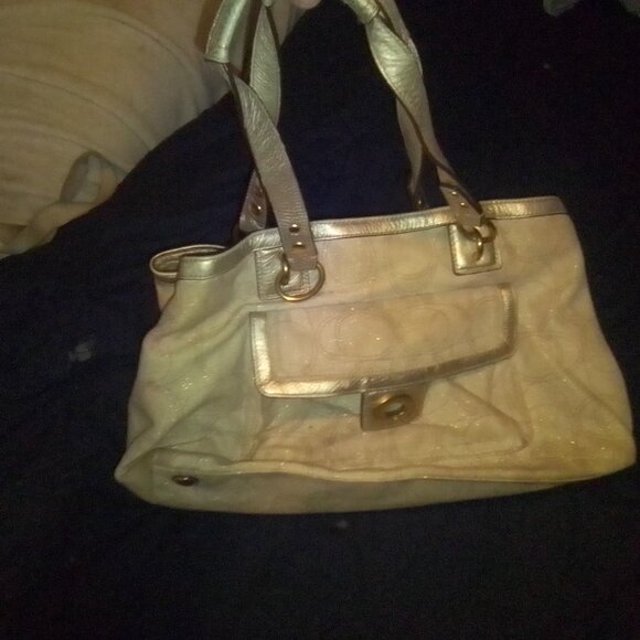 Couch purse - Picture 2 of 3